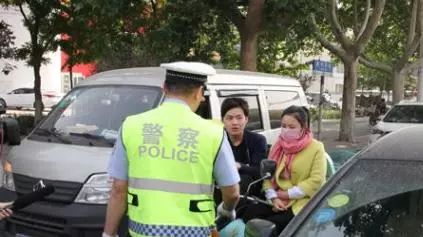 汽车违章最低罚款多少